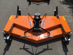 sichelmäher mit 3 horizontal angelegten messern 180cm mod dm 180