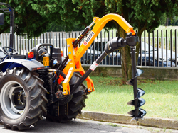 erdbohrer mit hydraulischen zylinderarm für traktoren mod l 50h