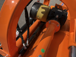 mulcher mit hammerschlegel hydraulisch verstellbar schwere ausführung mod toro 240