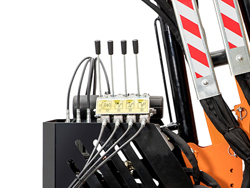 hydraulischer böschungsmulcher mit auslegearm für traktor mod airone 130 tr