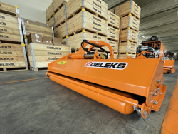 mulcher mit hydraulische seitenverstellung für traktoren mod jaguar 170