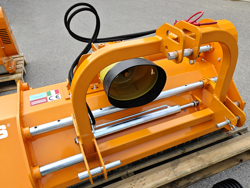 mulcher mit seitenverstellung für mittelschwere ausführung 140 cm mod lincione 140 sph