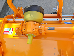 mulcher mit seitenverstellung fur mittelschwere ausfuhrung 180 cm mod lincione 180 sp rev