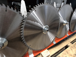 hydraulische astsage mit 5 sageblattern hrdisc5