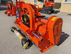 mulcher mit hammerschlegel hydraulisch verstellbar schwere ausführung mod cervo 160