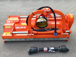 mittelschwerer mulcher mit hydraulische seitenverstellung für alle mittleren traktoren mit reifen oder gleisketten mod cervo 220