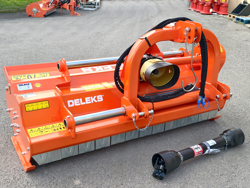mittelschwerer mulcher mit hydraulische seitenverstellung für alle mittleren traktoren mit reifen oder gleisketten mod cervo 220