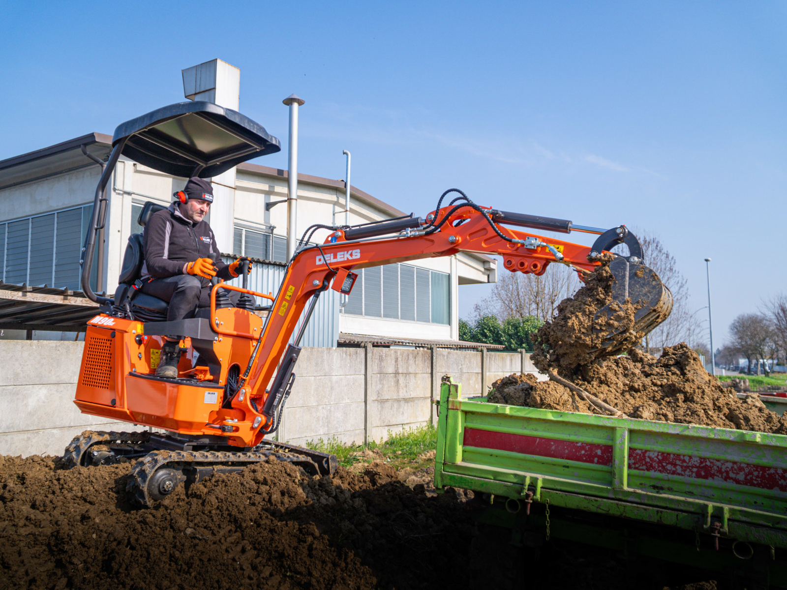 Bagger 597 minibagger mit zubehör mod m90se