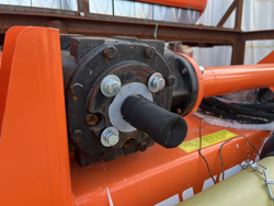 mittelschwerer mulcher mit hydraulische seitenverstellung für alle mittleren traktoren mit reifen oder gleisketten mod grizzly 200 generaluberholt 88