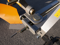 single furrow plough with wheel for narrow tractors dp 35