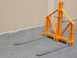 pallet forks for agricultural tractors d 700