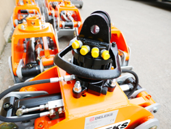 log grapple with fixed pendulum rotator for minidiggers and forest cranes dk 16 gr 30f