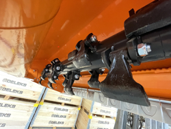 shredder with hydraulic side shift for orchard tractors mod jaguar 150