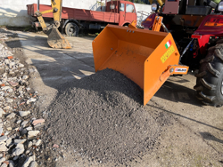 tipping transportbox for tractor bucket 140 h