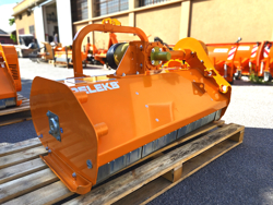 reversible sideshift flail mower 120cm for 30 60hp tractors shredder mulcher lincione 120 sp rev