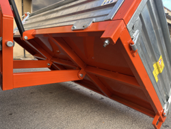 transport box for tractor t 1600 h