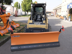 snow plow for up to 3 0 ton skid steer loaders ln 220 m REFURBISHED 10